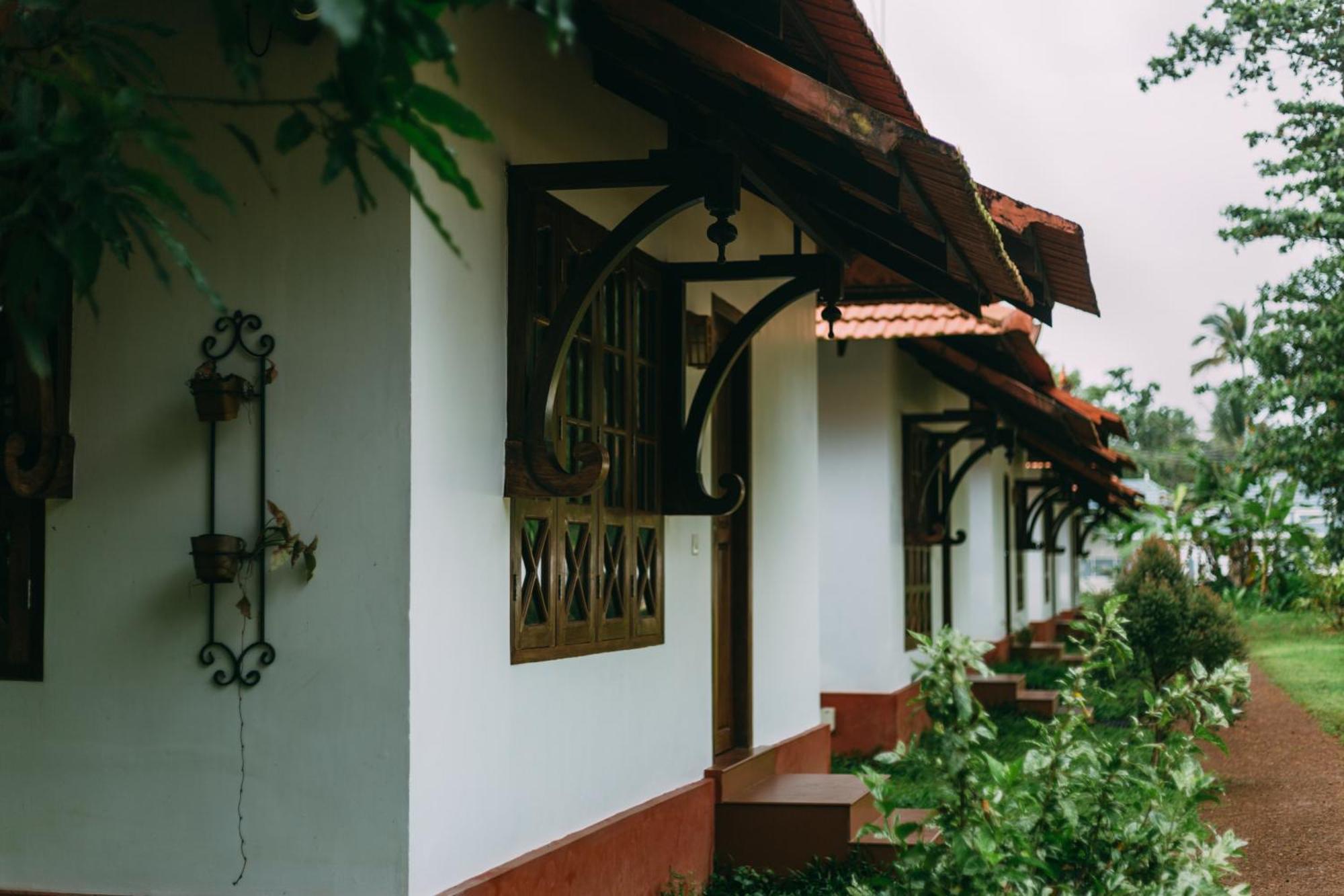 Palmgrove Lake Resort Alappuzha Exteriér fotografie
