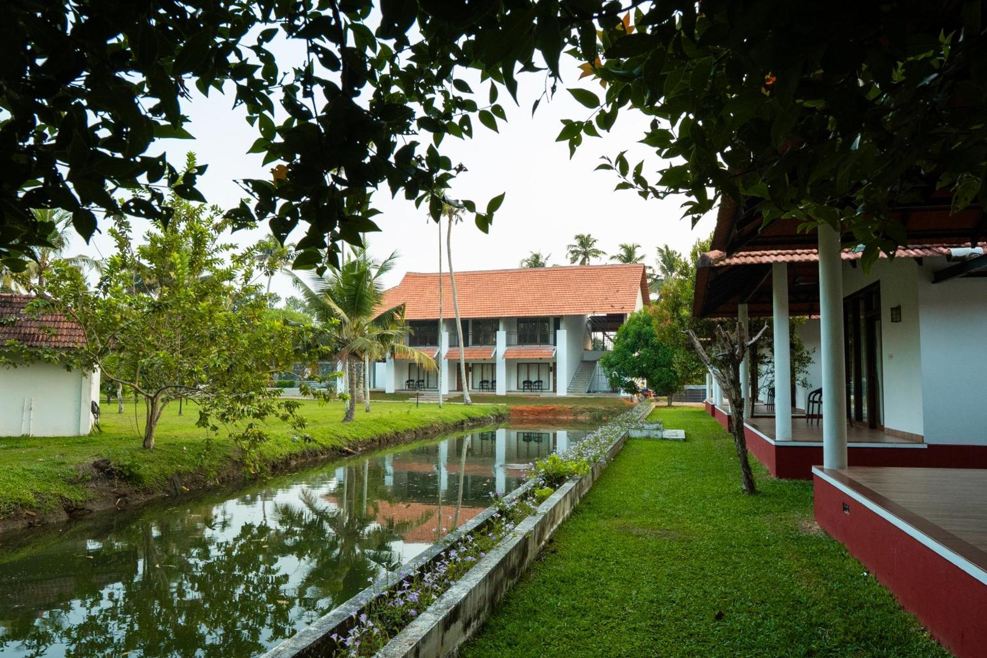 Palmgrove Lake Resort Alappuzha Exteriér fotografie