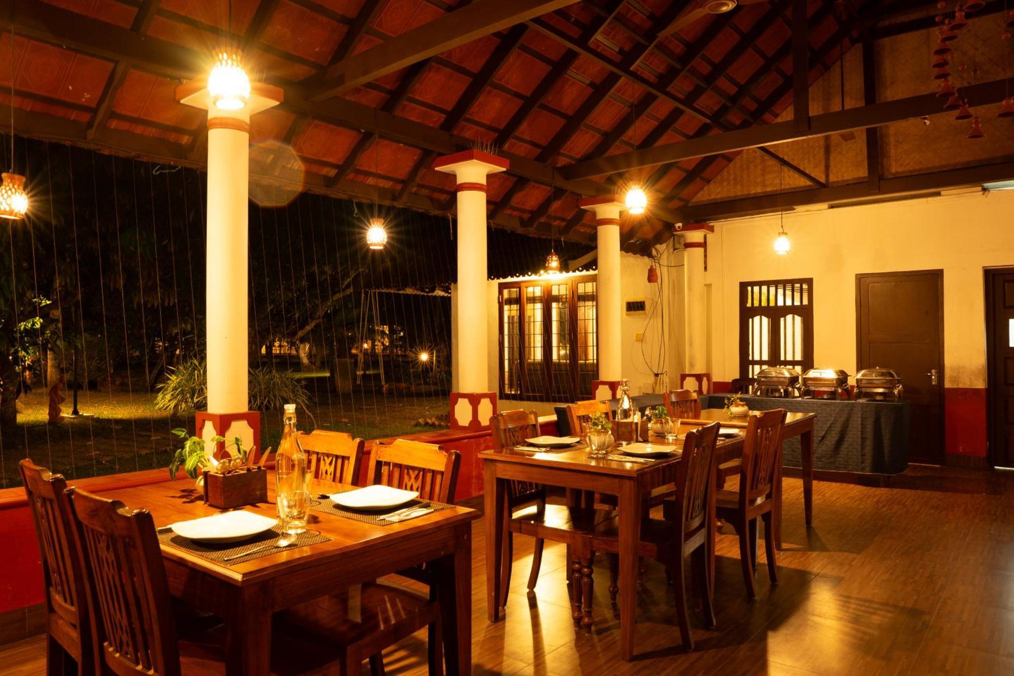 Palmgrove Lake Resort Alappuzha Exteriér fotografie