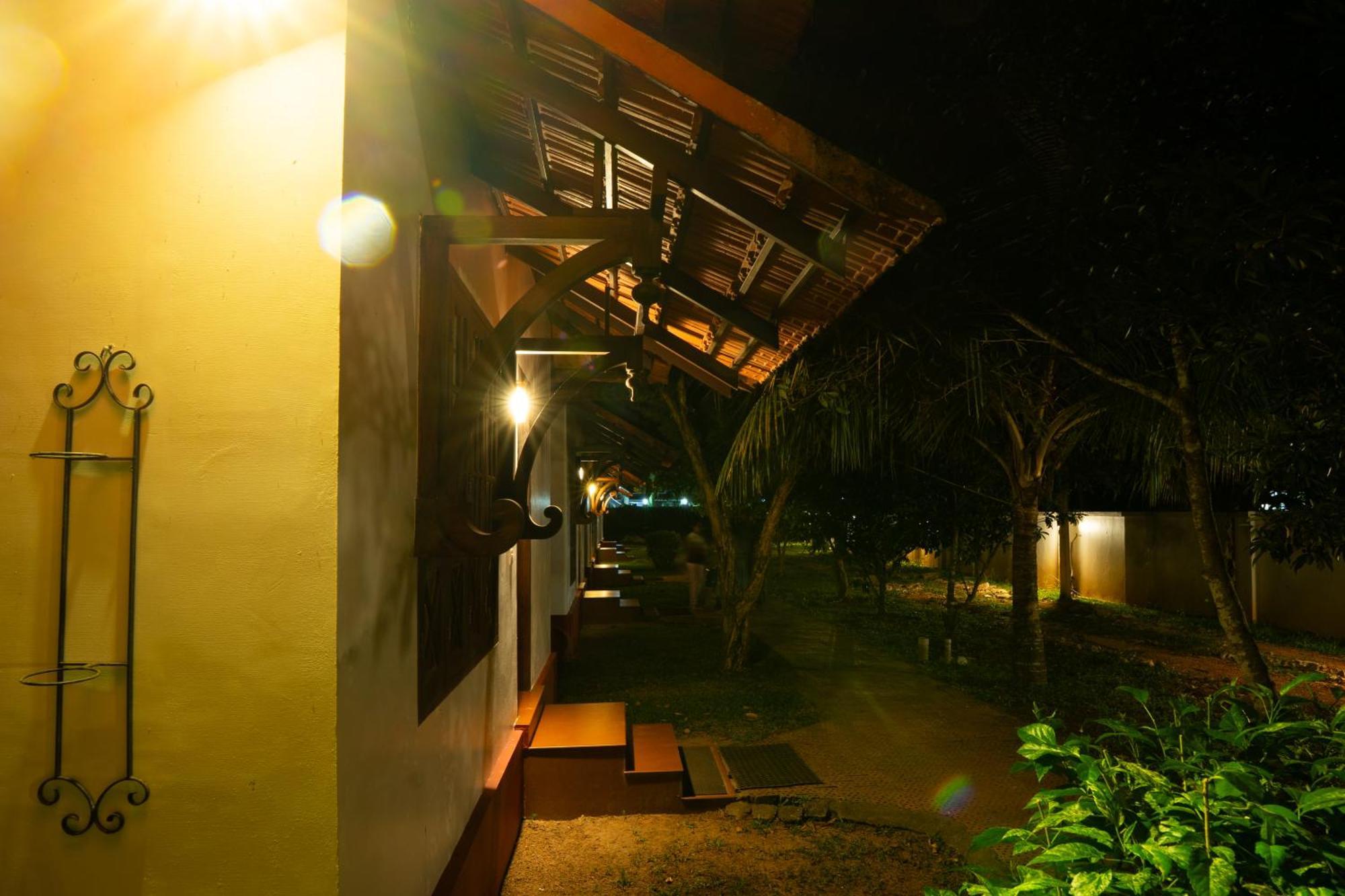 Palmgrove Lake Resort Alappuzha Exteriér fotografie