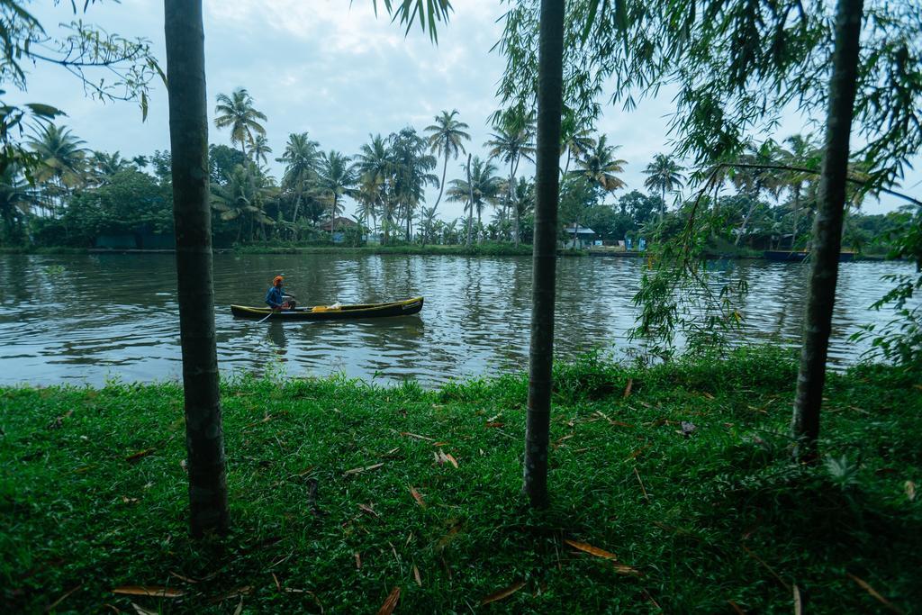 Palmgrove Lake Resort Alappuzha Exteriér fotografie