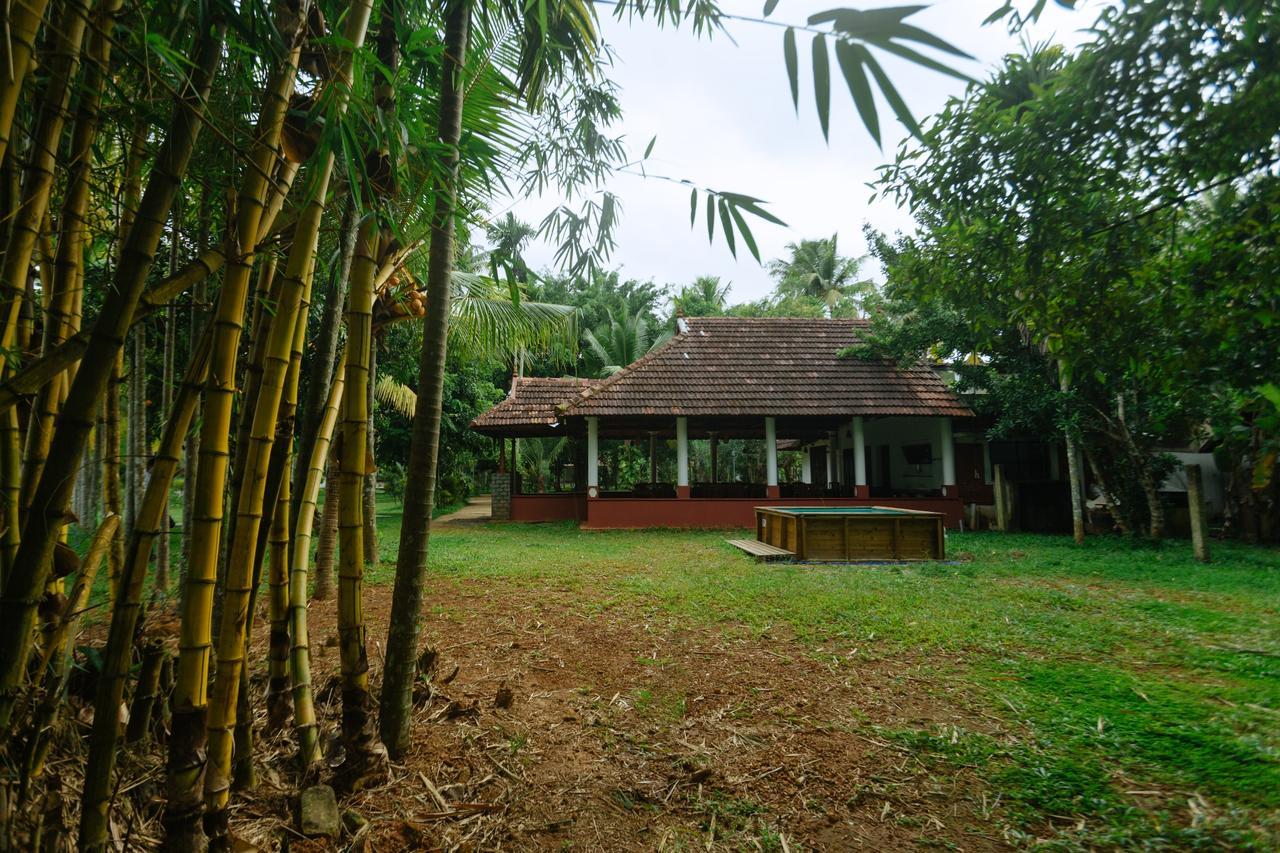 Palmgrove Lake Resort Alappuzha Exteriér fotografie