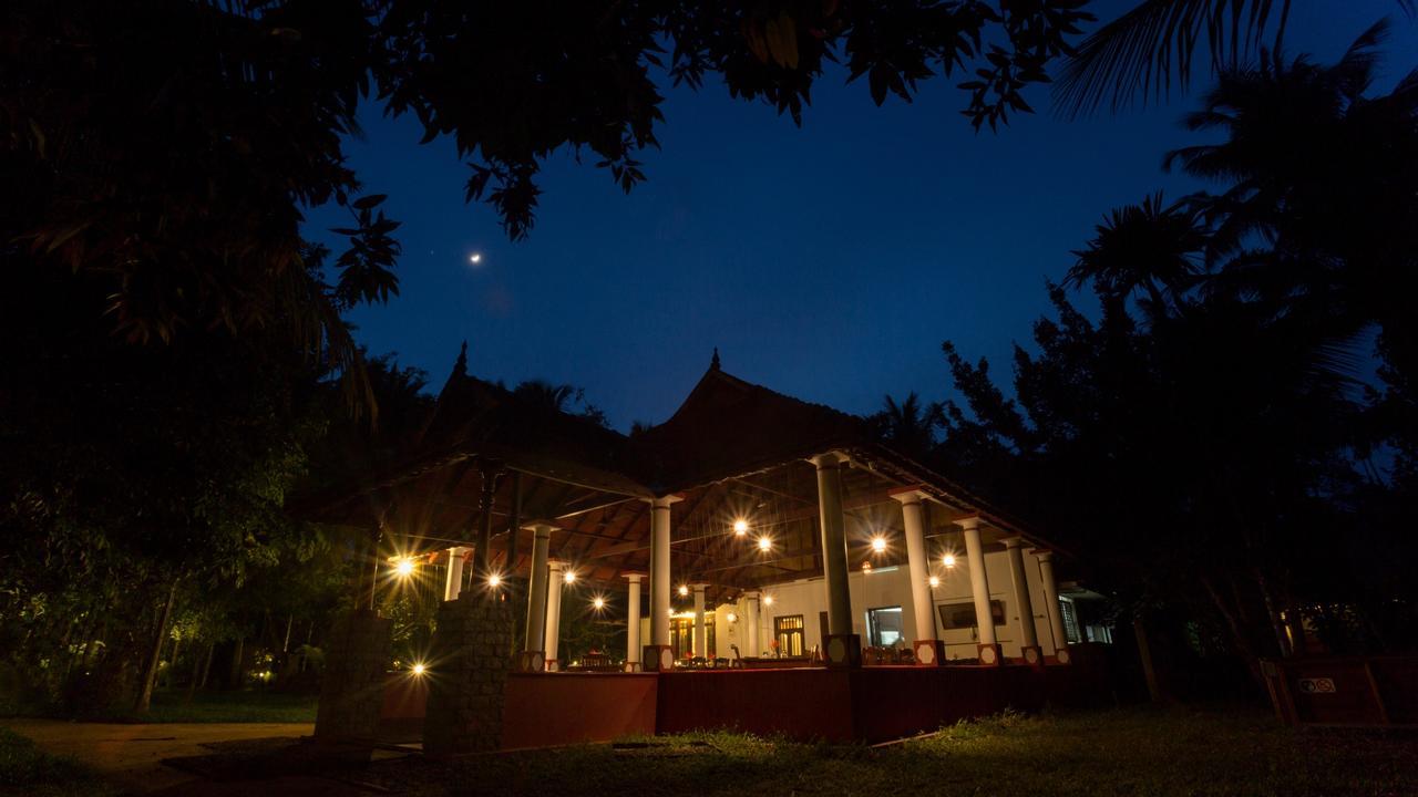 Palmgrove Lake Resort Alappuzha Exteriér fotografie